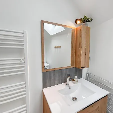 Holiday home L'atypique Hyper Centre Wifi Et Netflix Gratuit