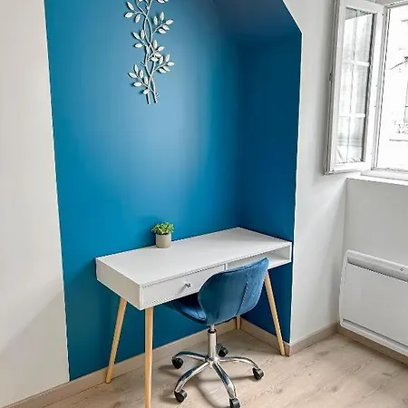 Holiday home L'atypique Hyper Centre Wifi Et Netflix Gratuit Mayenne